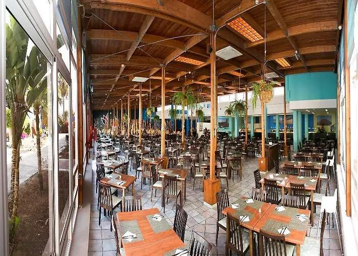 Aparthotel Livvo Morromar 3*