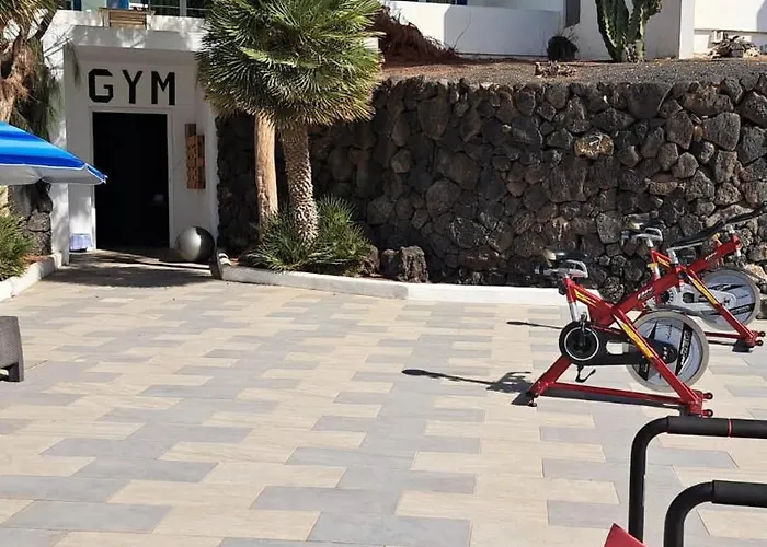 Livvo Morromar מלון דירות 3*