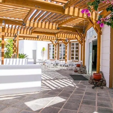 Aparthotel Livvo Morromar