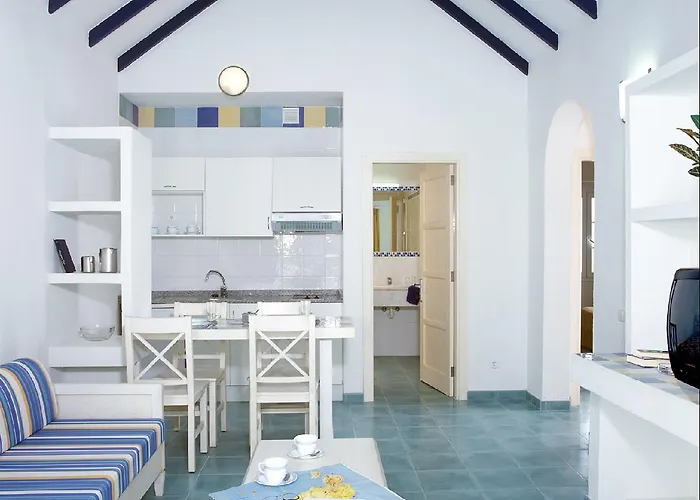 Aparthotel Livvo Morromar 3*