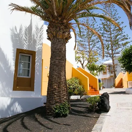 Livvo Morromar アパートホテル 3*