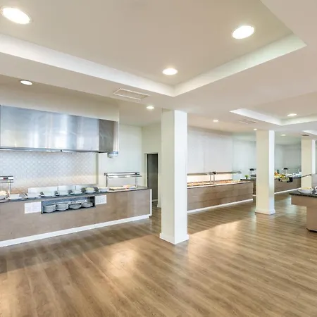 アパートホテル Livvo Morromar 3*