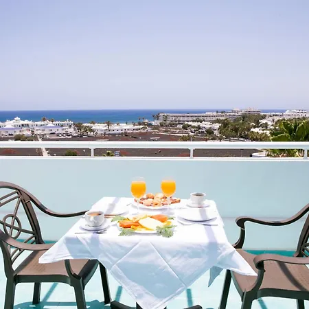 Aparthotel Livvo Morromar 3*