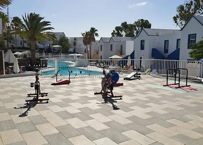 Aparthotel Livvo Morromar